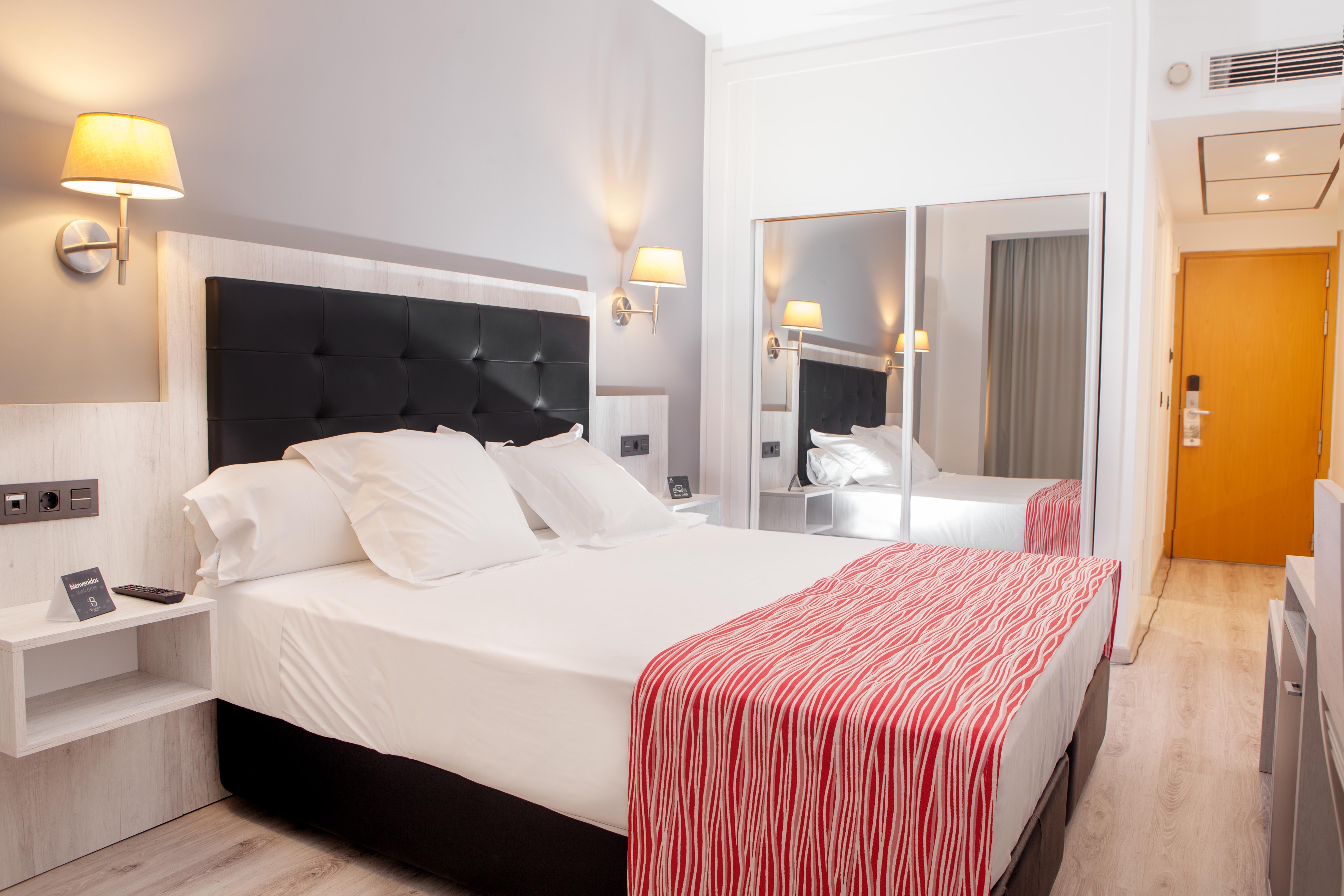 Soho Boutique Bahia Malaga Hotel Buitenkant foto